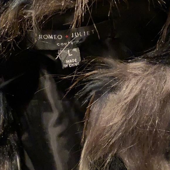 Fun fur jacket - Picture 3 of 4